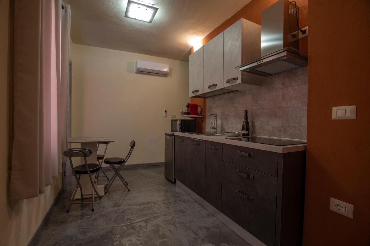Via Cavour 19, Appartamento Del Conte Iglesias Buitenkant foto
